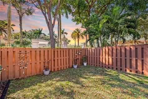 8135 Bellagio Lane Boynton Beach FL 33472