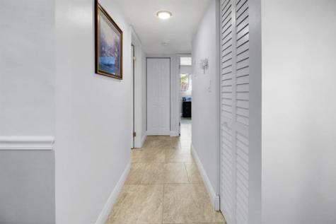 7194 Ashmont Circle Fort Lauderdale FL 33321