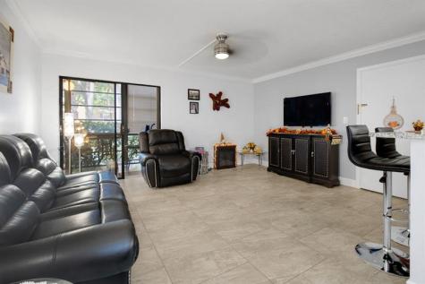 7194 Ashmont Circle Fort Lauderdale FL 33321
