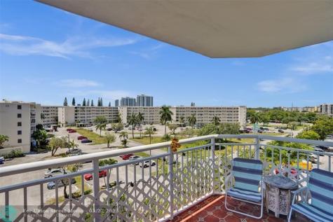 18041 SE Biscayne Boulevard Aventura FL 33160
