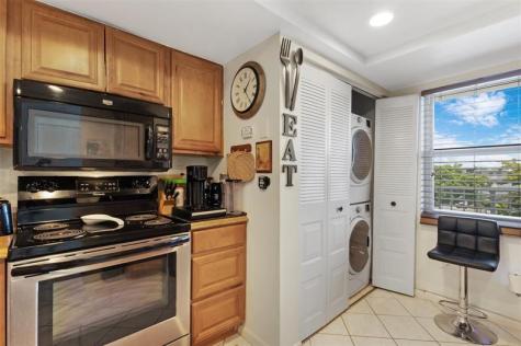 7688 NW 18th Street Margate FL 33063