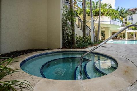 2633 NE 14th Avenue Wilton Manors FL 33334