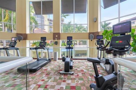 2633 NE 14th Avenue Wilton Manors FL 33334