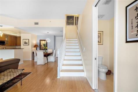 2633 NE 14th Avenue Wilton Manors FL 33334