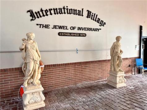 3690 Inverrary Drive Lauderhill FL 33319