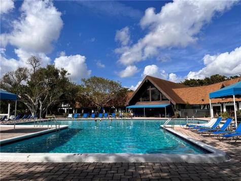 3690 Inverrary Drive Lauderhill FL 33319