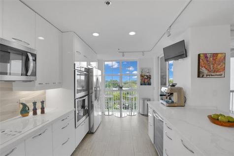 4114 W Palm Aire Drive Pompano Beach FL 33069