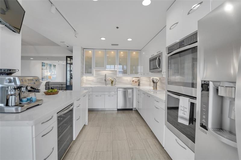 4114 W Palm Aire Drive Pompano Beach FL 33069