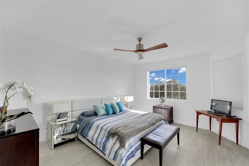 4114 W Palm Aire Drive Pompano Beach FL 33069