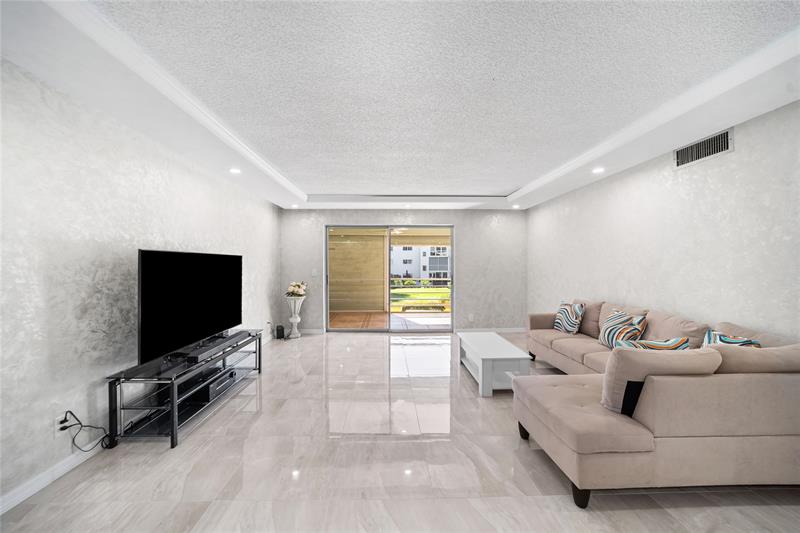 2615 NE 3rd Court Boynton Beach FL 33435