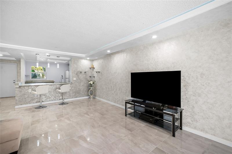 2615 NE 3rd Court Boynton Beach FL 33435