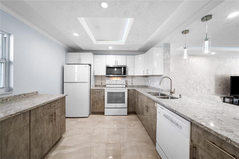 2615 NE 3rd Court Boynton Beach FL 33435