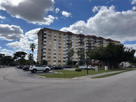 4174 Inverrary Drive Lauderhill FL 33319