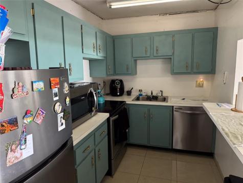 4174 Inverrary Drive Lauderhill FL 33319