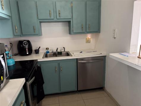 4174 Inverrary Drive Lauderhill FL 33319