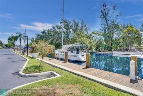 6249 Bay Club Drive Fort Lauderdale FL 33308