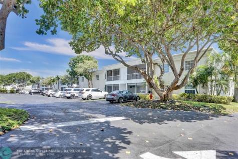 6249 Bay Club Drive Fort Lauderdale FL 33308