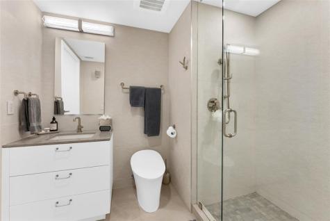 435 Bayshore Drive Fort Lauderdale FL 33304