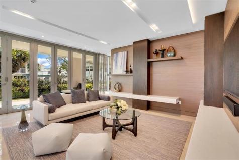 435 Bayshore Drive Fort Lauderdale FL 33304