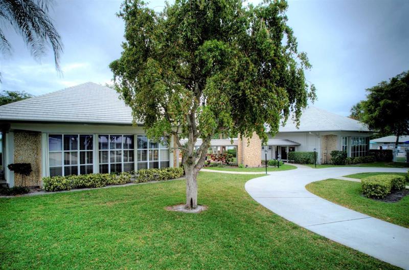 1802 Ocean Drive Boynton Beach FL 33426