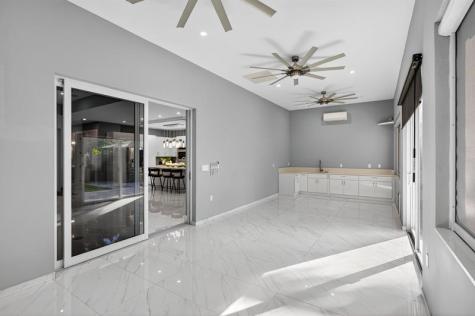 69 S Cortez Drive Margate FL 33068