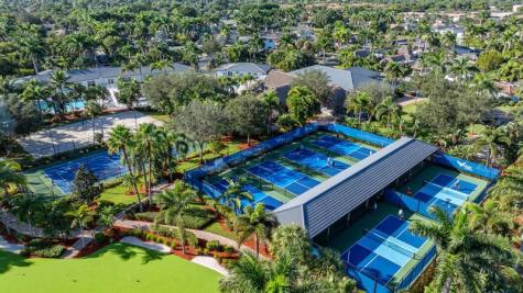 69 S Cortez Drive Margate FL 33068