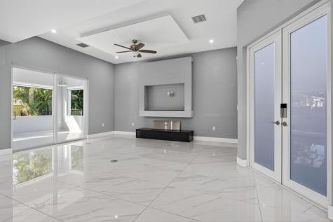 69 S Cortez Drive Margate FL 33068