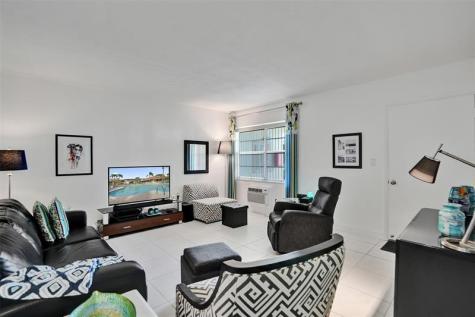 17001 NE 13th Avenue Miami FL 33162