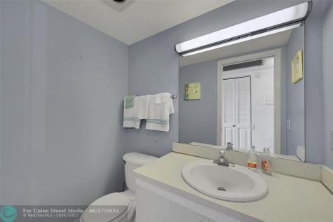 2801 Victoria Way Coconut Creek FL 33066