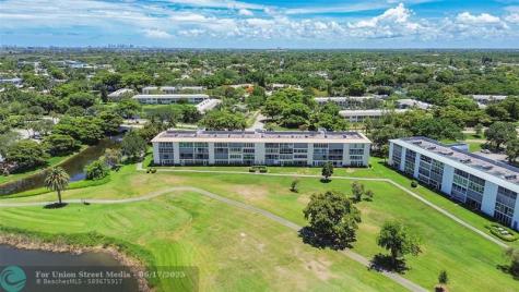 2801 Victoria Way Coconut Creek FL 33066