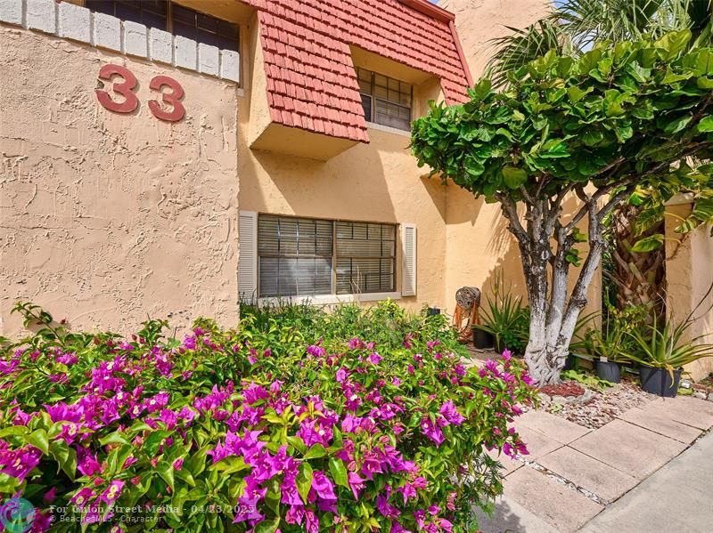33 Spinning Wheel Lane Tamarac FL 33319
