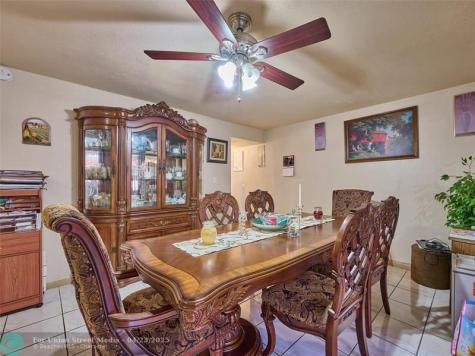 33 Spinning Wheel Lane Tamarac FL 33319