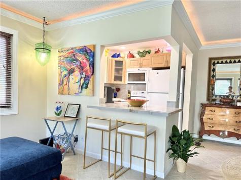 285 Oakridge Q Deerfield Beach FL 33442