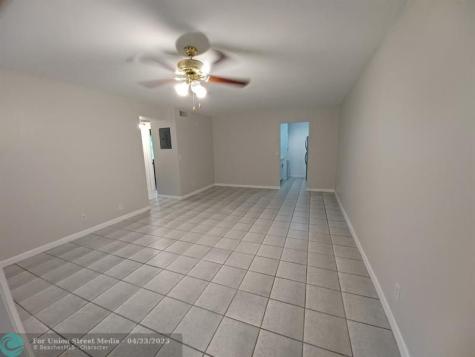 10036 Twin Lakes Drive Coral Springs FL 33071