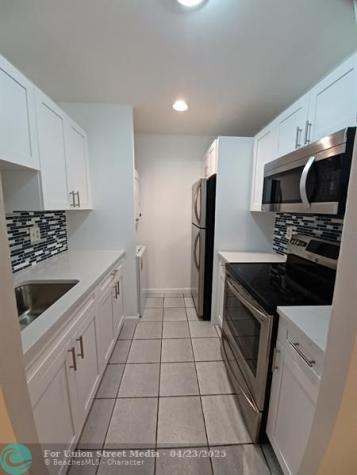 10036 Twin Lakes Drive Coral Springs FL 33071