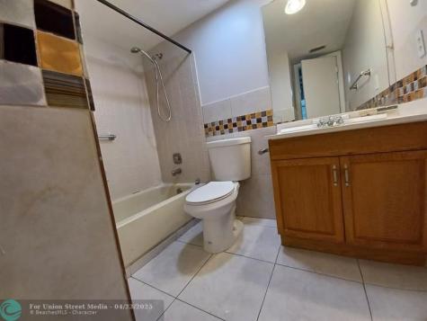 10036 Twin Lakes Drive Coral Springs FL 33071