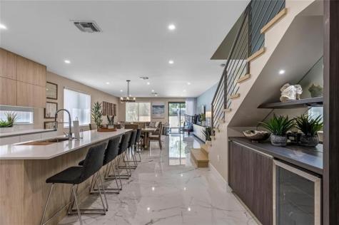 811 SW 10th Terrace Fort Lauderdale FL 33315