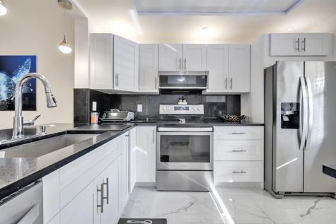 4307 S Carambola Circle Coconut Creek FL 33066