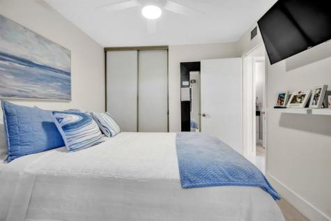 4307 S Carambola Circle Coconut Creek FL 33066