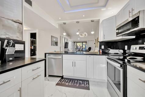 4307 S Carambola Circle Coconut Creek FL 33066