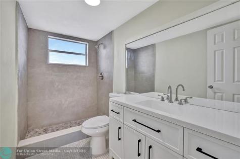 4050 NW 42nd Avenue Lauderdale Lakes FL 33319
