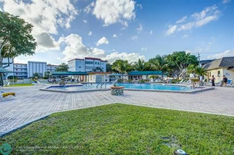 4050 NW 42nd Avenue Lauderdale Lakes FL 33319