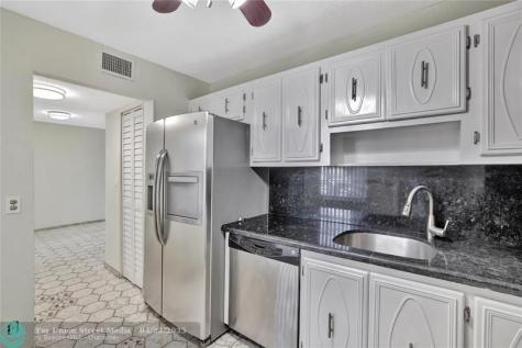 4050 NW 42nd Avenue Lauderdale Lakes FL 33319