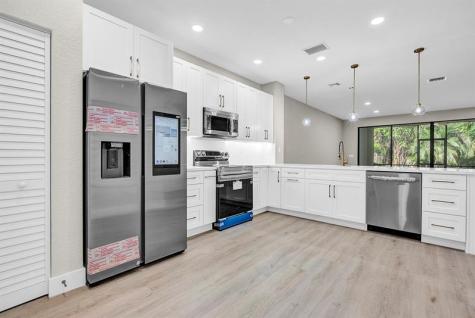 6366 Longboat Lane Boca Raton FL 33433