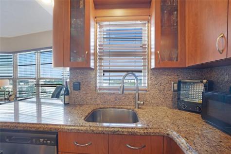 2500 NE 48th Lane Fort Lauderdale FL 33308