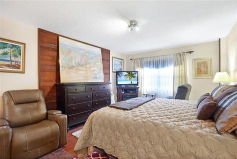 2500 NE 48th Lane Fort Lauderdale FL 33308