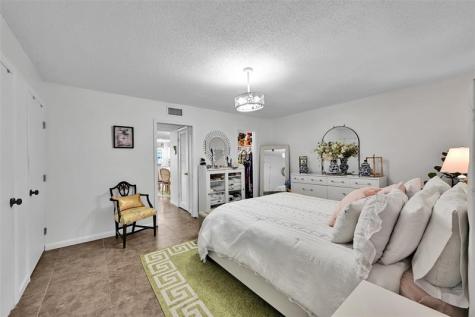 211 Bayview Avenue Boynton Beach FL 33435