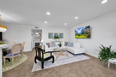 211 Bayview Avenue Boynton Beach FL 33435