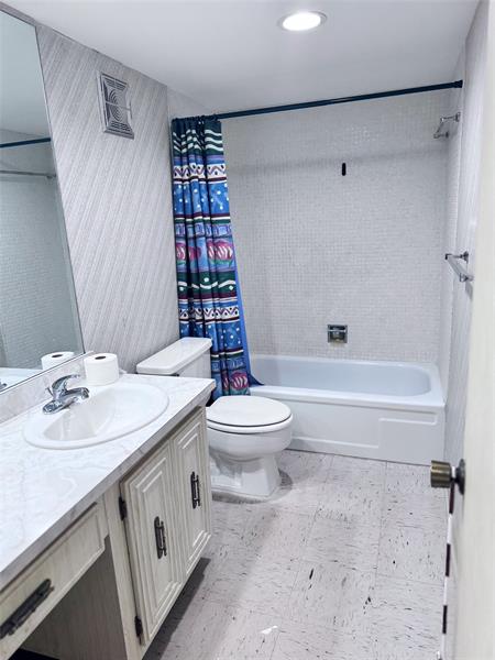 404 NW 70th Avenue Plantation FL 33317