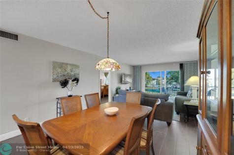 8980 S Hollybrook Boulevard Pembroke Pines FL 33025
